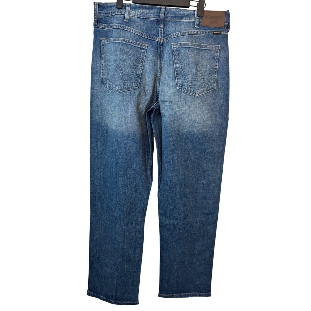NWT Wrangler 34x30 Mens Relaxed Fit Jeans Blue Denim - Picture 8 of 12